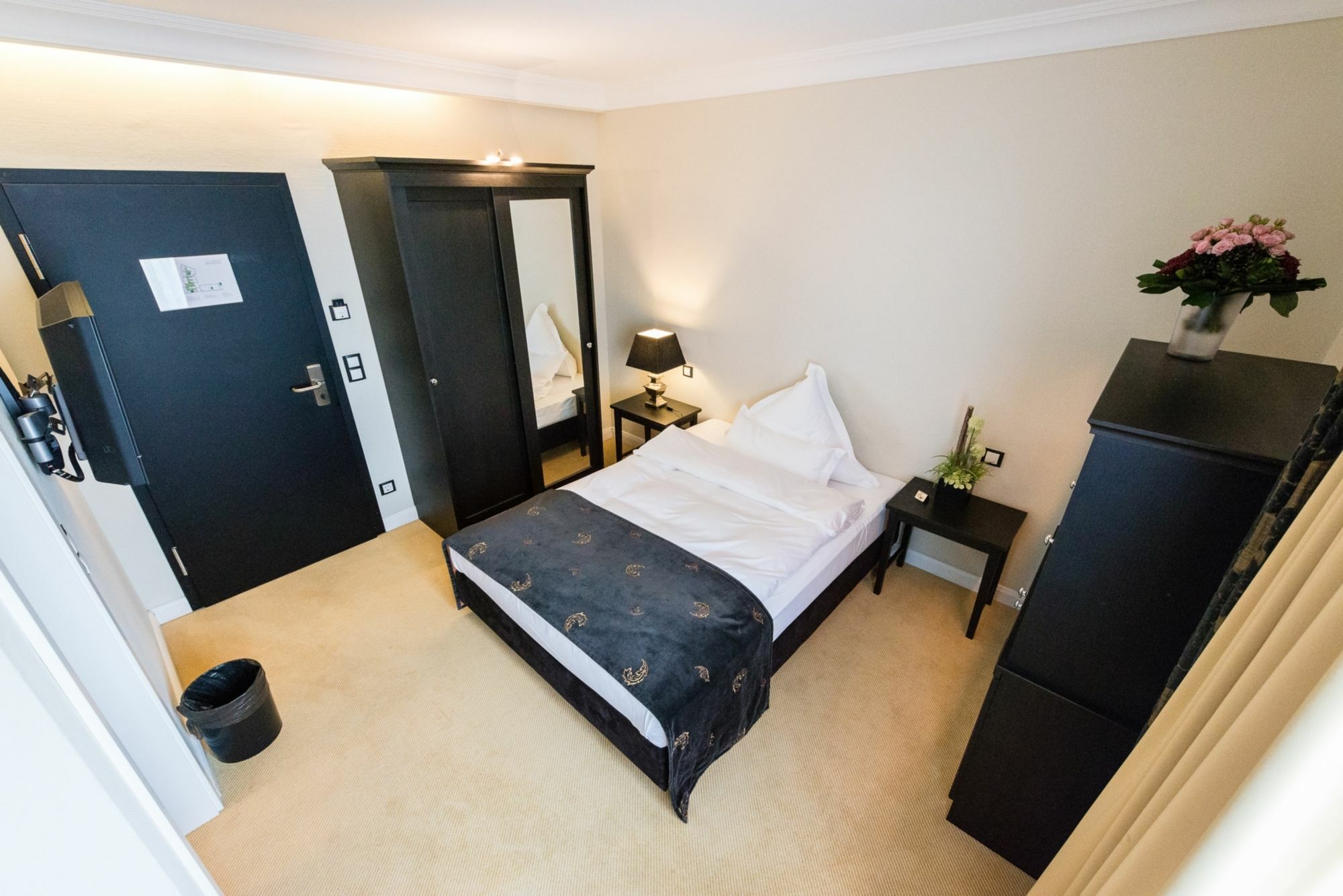 Hotel Business & More ฮัมบูร์ก ภายนอก รูปภาพ